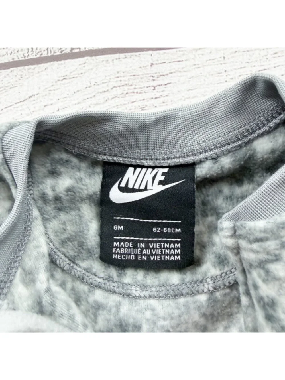Nike Baby Fleece Footed Pajamas Gray White Zip Up 3-6 Months